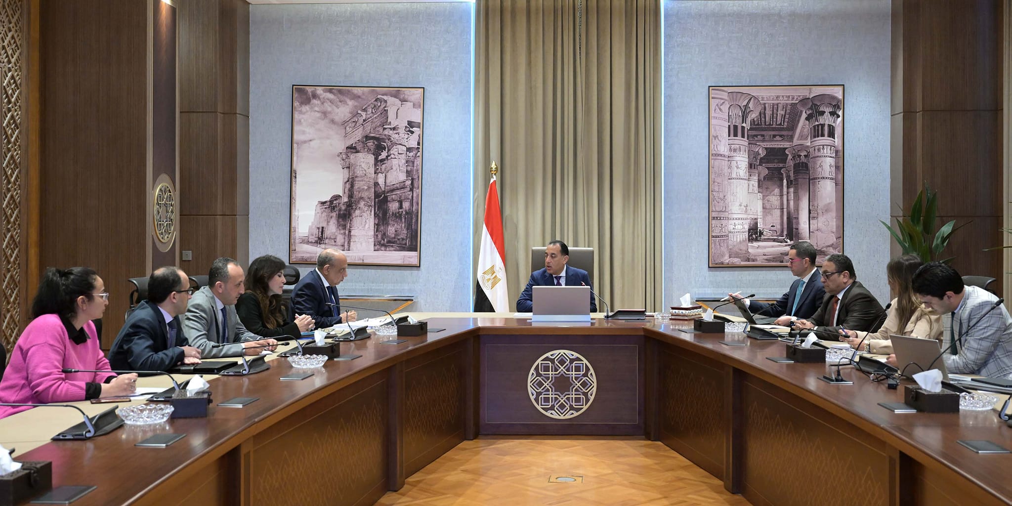 "مدبولي": ملتزمون بتنفيذ برنامج الطروحات الحكومية لتعزيز دور القطاع الخاص